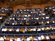 kuvendi-i-kosoves-miraton-‘rezoluten-e-hages’,-vec-nje-deputet-kunder