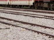 punimet-hekurudhore-bllokojne-perkohesisht-rrugen-fushe-kosove-–-mitrovice