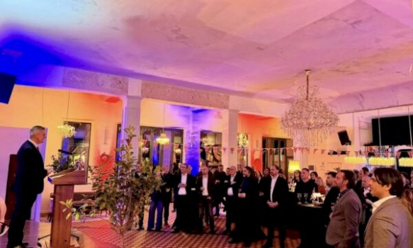 Ambasadori britanik feston 17 Shkurtin  mbledh shtetasit britanikë e britaniko kosovarët