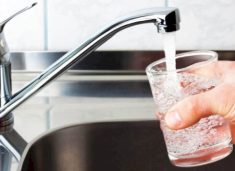 uji-ne-studenqan-te-suharekes-nuk-eshte-i-pijshem