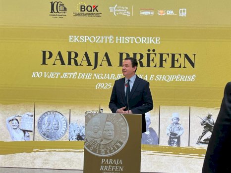 kryeministri-kurti-ne-ekspoziten-“paraja-rrefen”:-asnjehere-nuk-kam-qene-ne-bqk,-deshmi-qe-qeveria-nuk-i-nderhyn-bqk-se