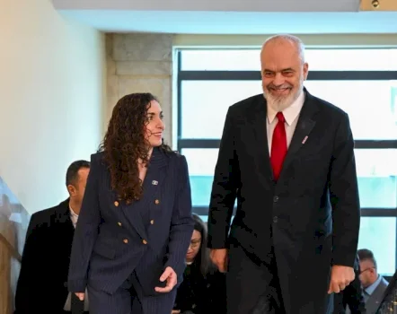 edi-rama-zbulon-“sekretin-shteteror”:-osmani-u-kercenua-per-dy-vjet-pasi-refuzoi-bastisjen-e-zyres-se-presidences-nga-gjykata-speciale