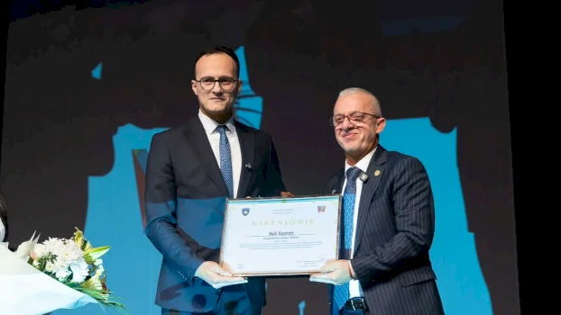 kuvendi-i-gjilanit-e-shpall-qytetar-nderi-humanistin-halil-kastrati