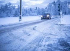 stuhite-atlantike-shkaktojne-kaos-moti-ne-evrope