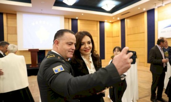 spiropali-uron-kosoven:-shqiperia-krah-jush-si-moter-e-aleate,-me-perkushtim-te-plote