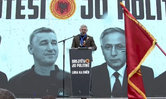 ideatori-i-flamurit-te-kosoves-ne-marshin-per-ish-kreret-e-uck-se:-sakrifica-te-mos-permbyset-ne-faj