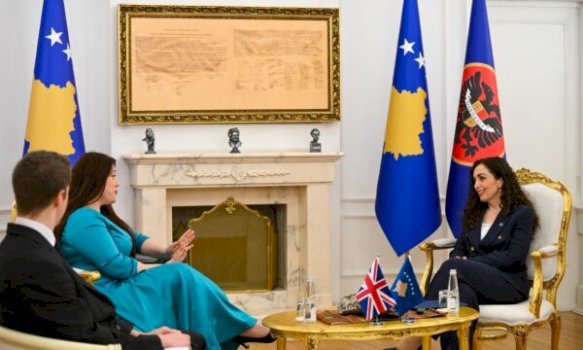 kearns-ne-prishtine-per-18-vjetorin-e-pavaresise:-aleatet-t’i-qendrojne-afer-kosoves,-ambiciet-imperialiste-po-rreizkojne-ballkanin