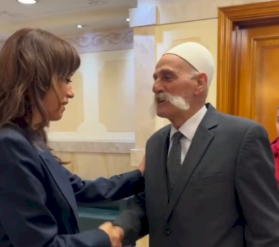 “dalsh-faqebardhe”,-rifat-jashari-uron-albulena-haxhiun-per-detyren-e-re