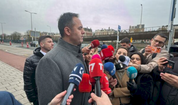 konjufca-ne-hage:-cka-po-perpiqet-te-ndodhe-brenda-kesaj-gjykate-eshte-shtremberimi-i-historise