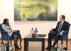 u-takua-me-prattipatin,-kurti-tregon-per-cka-biseduan