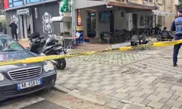 vritet-me-thike-nje-person-ne-tirane,-sherri-ndodhi-brenda-nje-lokali