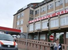 kjo-eshte-gjendja-shendetesore-e-burrit-qe-u-godit-nga-i-biri-me-sepate