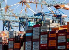 vendimi-i-supremes-se-amerikes,-merzi-pret-barre-me-te-ulet-tarifore