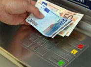 demtohen-tre-aparate-per-pagesa-ne-fushe-kosove-dhe-vidhen-200-euro