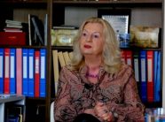 edita-tahiri:-nje-pajtim-mes-pozites-dhe-opozites-per-presidentin,-kyc-per-stabilitetin-politik