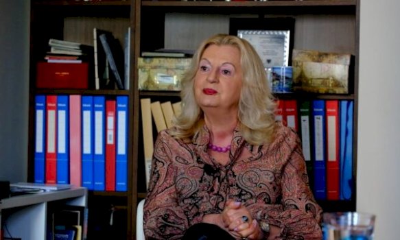 edita-tahiri:-nje-pajtim-mes-pozites-dhe-opozites-per-presidentin,-kyc-per-stabilitetin-politik