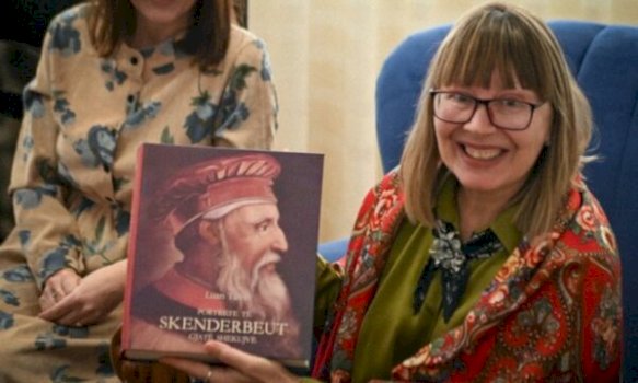 kater-vjet-lufte-me-rusine,-refugjatet-ukrainas-ne-kosove-e-mesojne-shqipen