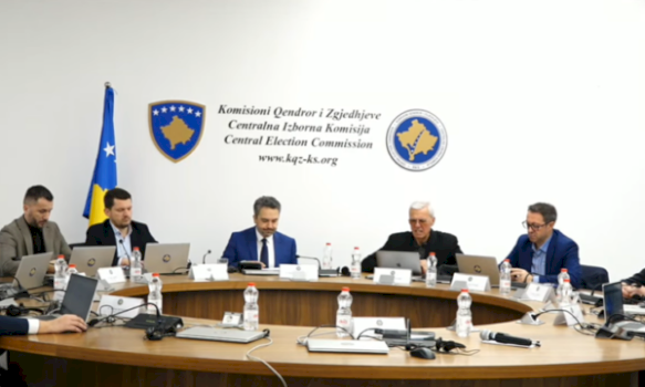 mblidhet-kqz-ja,-pritet-te-ndahen-qindra-mijera-euro-per-partite-parlamentare