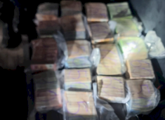 1-milion-euro-te-kapura-ne-merdare,-i-perfshire-polici-i-tiranes-–-del-emri