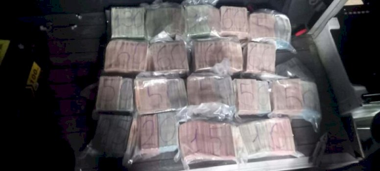 u-arrestua-ne-merdare-me-1-milion-euro,-pezullohet-nga-detyra-polici-i-tiranes