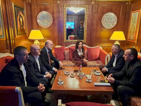 ovl-uck-takohet-me-spiropalin-kerkon-mobilizim-per-mbeshtetje-ndaj-ish-krereve-te-uck-se-ne-hage