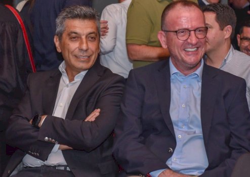 arben-taravari-ngre-padi-per-shpifje-kunder-izet-mexhitit