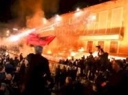 protesta-e-pd-se,-ambasada-amerikane-ne-tirane-del-me-paralajmerim