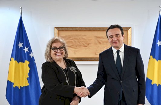 shiroka-pula-mohon-se-ne-takim-me-kurtin-eshte-biseduar-per-ceshtjen-e-presidentit:-nuk-jam-kandidate