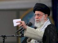 sipas-nje-televizioni-iranian,-ayatollah-khamenei-do-te-flase-per-pak-minuta-per-sulmet-nga-shba-dhe-izraeli
