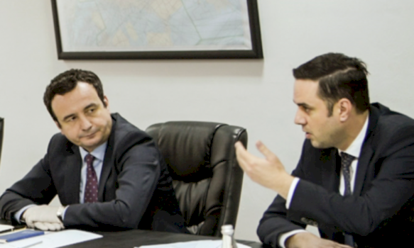 kurti-e-abdixhiku-bejne-perpjekjen-e-radhes-per-presidentin-neser-nga-ora-14:00,-takimi-ne-kuvend