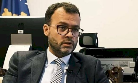 neser-“dita-d”-per-presidentin-blerim-vela-permend-tri-opsionet-e-mundshme-–-komenton-edhe-per-vjosa-osmanin