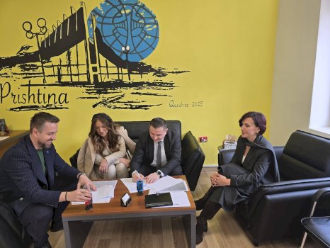 mbeshtetje-psiko-sociale-dhe-trajnime-per-mesimdhenesit,-drejtoria-e-arsimit-ne-prishtine-nis-bashkepunim-te-ri