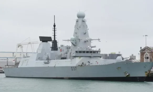 britania-po-shqyrton-dergimin-e-nje-anijeje-luftarake-ne-qipro-pasi-pista-e-bazes-se-tyre-ajrore-u-godit-nga-droni