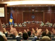 fundi-i-afatit-per-presidentin,-perflitet-emri-i-konjufces,-kurti-me-te-tijet-thone-se-opozita-eshte-e-detyruar-te-votoje