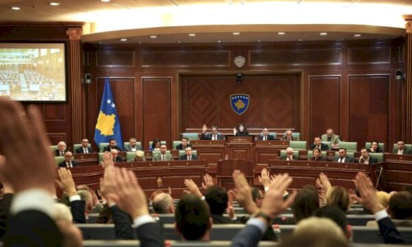 fundi-i-afatit-per-presidentin,-perflitet-emri-i-konjufces,-kurti-me-te-tijet-thone-se-opozita-eshte-e-detyruar-te-votoje