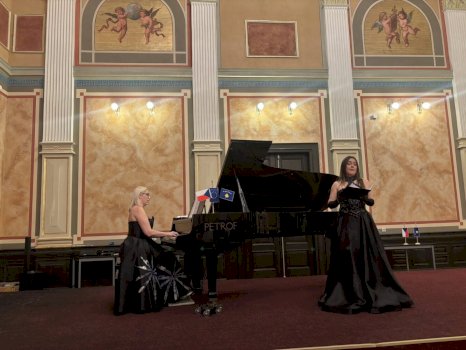 mbremje-artistike-ne-usti-nad-labem,-ambasada-e-kosoves-ne-prage-promovon-kulturen-shqiptare