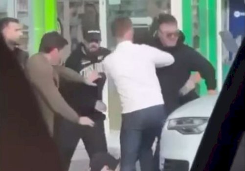 dalin-pamjet:-momenti-kur-burim-pacolli-sulmohet-nga-mossi-dhe-shoket-e-tij