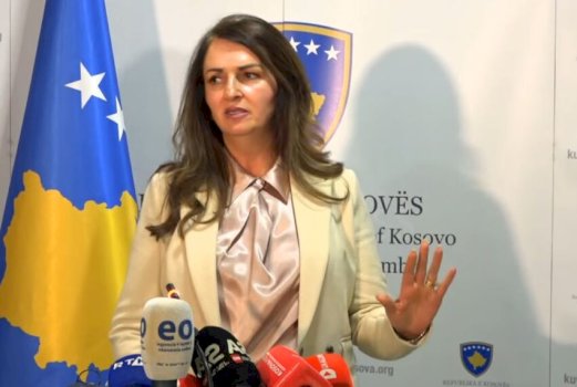 nagavci-demantohet-live-ne-konference,-megjithate-insiston:-une-sot-ia-garantoje-votat-e-levizjes-vetevendosje,-e-them-publikisht