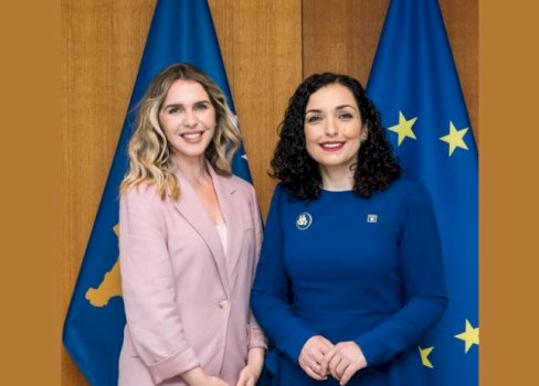 reagon-serish-hollaj:-presidenten-e-ftuat-vec-per-formalitet-qe-sot-te-dilni-me-manipulime-te-tilla