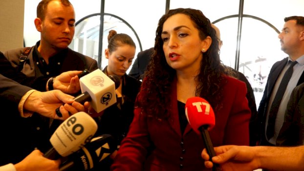 osmani-s’pranon-te-deklarohet-per-ceshtjen-e-presidentit/es,-kerkon-te-respektohet-epopeja-e-uck-se