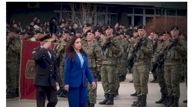 presidentja-osmani-parakalon-para-ushtareve-te-fsk-se