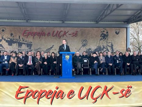 kurti-ne-kazermen-“adem-jashari:-populli-e-ka-uck-ne-e-uck-ja-epopene-e-saj