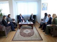 ambasadori-britanik-takon-ministrin-jagxhiu,-diskutojne-digjitalizimin-dhe-sigurine-kibernetike