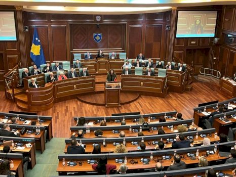 ganimete-musliu-e-pyet-kurtin-prej-kujt-ka-frike-qe-mban-seancen-e-nates,-“perplaset”-pak-me-haxhiun:-tregom-ku-gabova