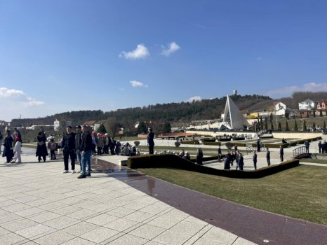 qytetare-e-ish-luftetare-ne-prekaz-bejne-thirrje-per-unitet-ne-28-vjetorin-e-epopese-se-uck-se