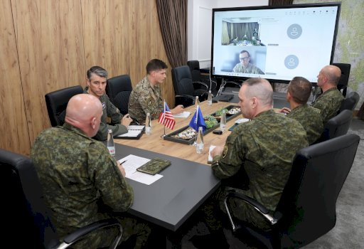 bashkim-jashari-zhvillon-videokonference-me-komandantin-e-isf-se-per-koordinimin-e-dislokimit-te-fsk-se-ne-gaza