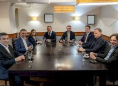 “pas-prekazit-te-kryeministri-kurti”,-keshilltari-qoku-njofton-per-viziten-e-vlen-ne-prishtine