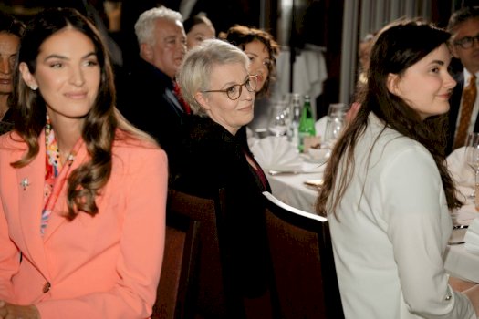 gervalla-merr-pjese-ne-nje-mbremje-teutash-ne-zvicer-per-nder-te-dites-te-gruas