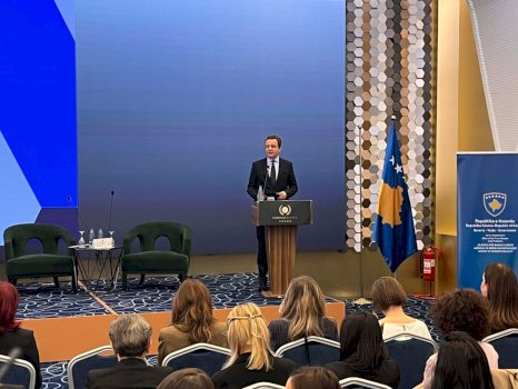 kurti-per-diten-e-gruas:-dhuna-dhe-diskriminimi-s’tolerohen,-ndiqen-penalisht-dhe-parandalohen