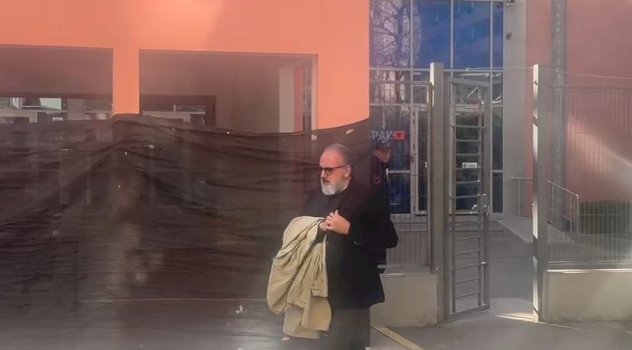 “asgje-per-t’u-shqetesuar”,-ish-kryebashkiaku-i-vlores-paraqitet-ne-spak